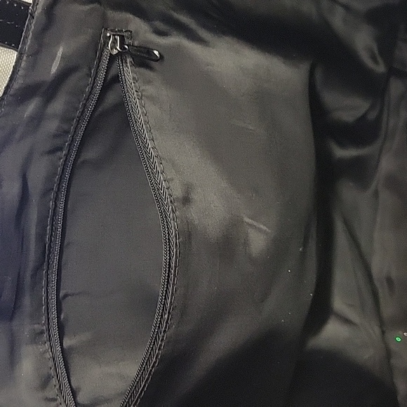 Calvin Klein Black & White Tote Bag 13" x 6" x 15" Straps are 20" - Picture 9 of 13